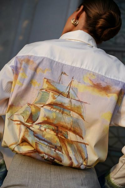 Shirt with author's print "Dawn in the sea" C-1L photos