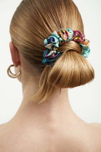 Silk scrunchie "The Awakening" R-14 photos