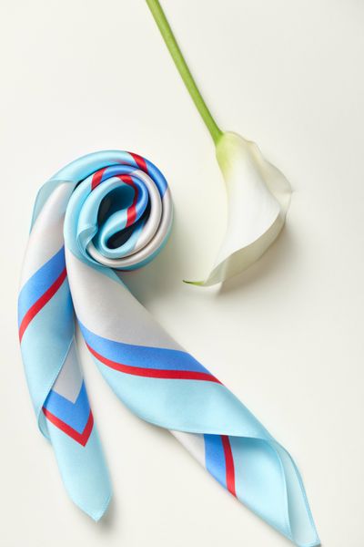 Premium silk scarf "Summer wreath" 88-1 photos